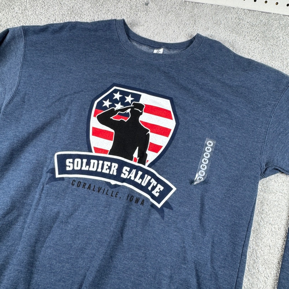Soldier Salute Wrestling Tournament Sweatshirt Mens Medium Blue Iowa Patriotic